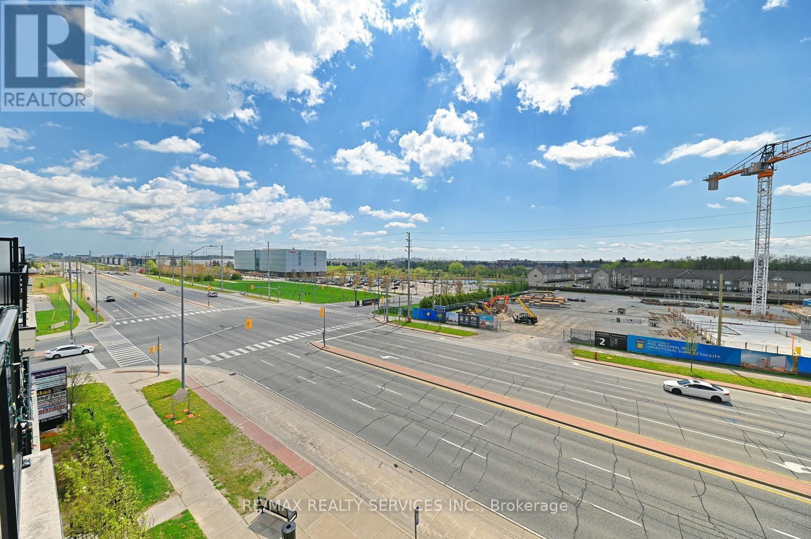 411 - 50 SKY HARBOUR DRIVE Image 35