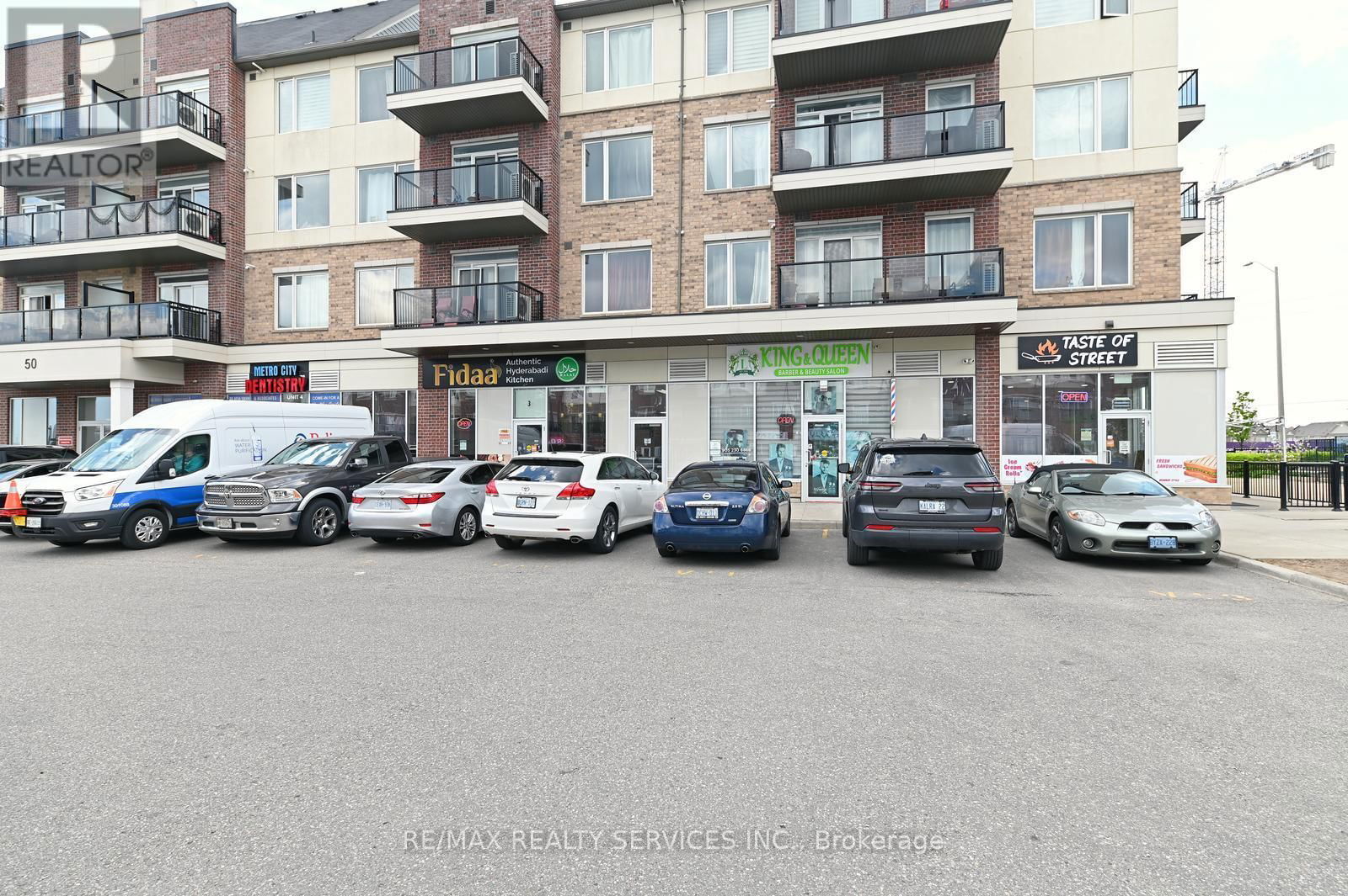 411 - 50 SKY HARBOUR DRIVE Image 39