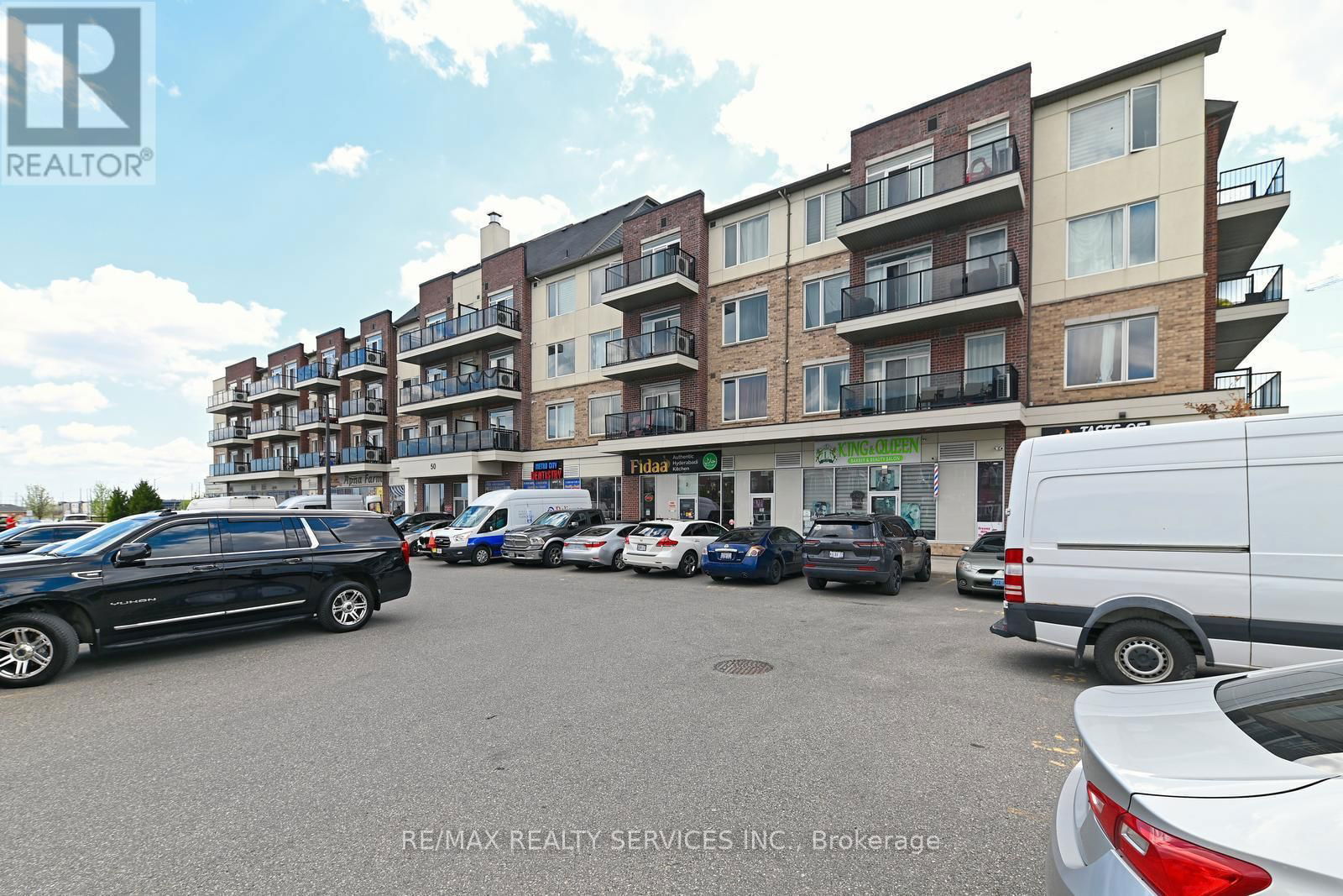 411 - 50 SKY HARBOUR DRIVE Image 43