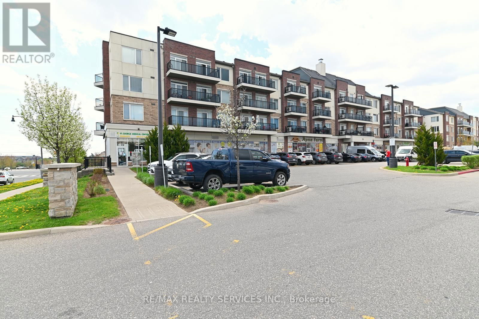 411 - 50 SKY HARBOUR DRIVE Image 44