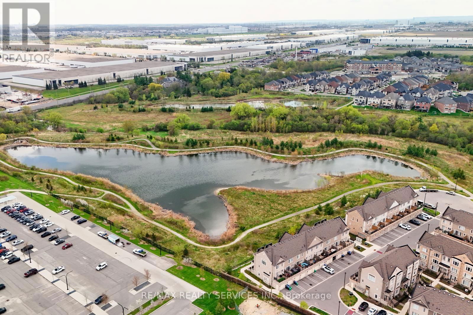 411 - 50 SKY HARBOUR DRIVE Image 47