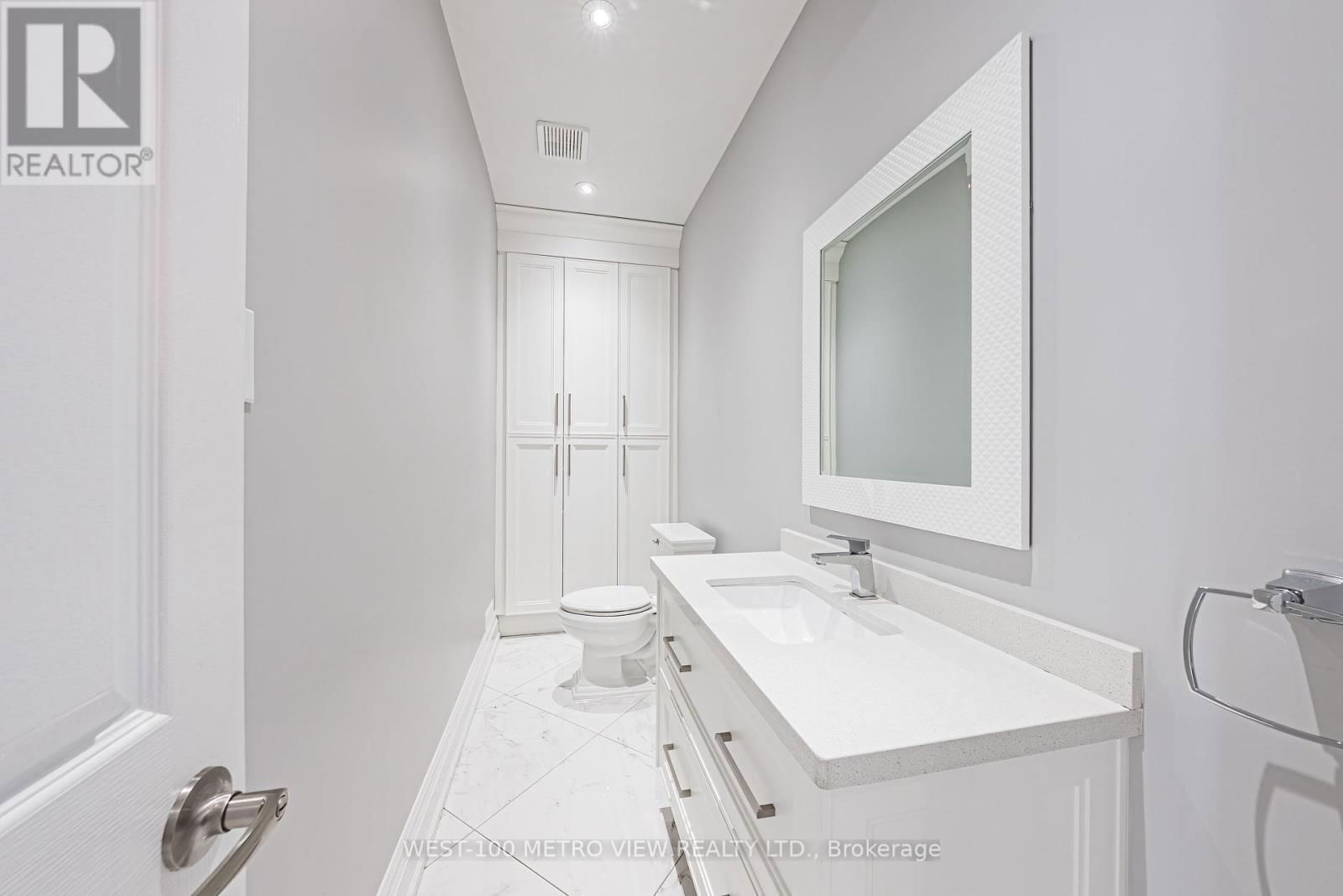 589 GLEN PARK AVENUE Image 12