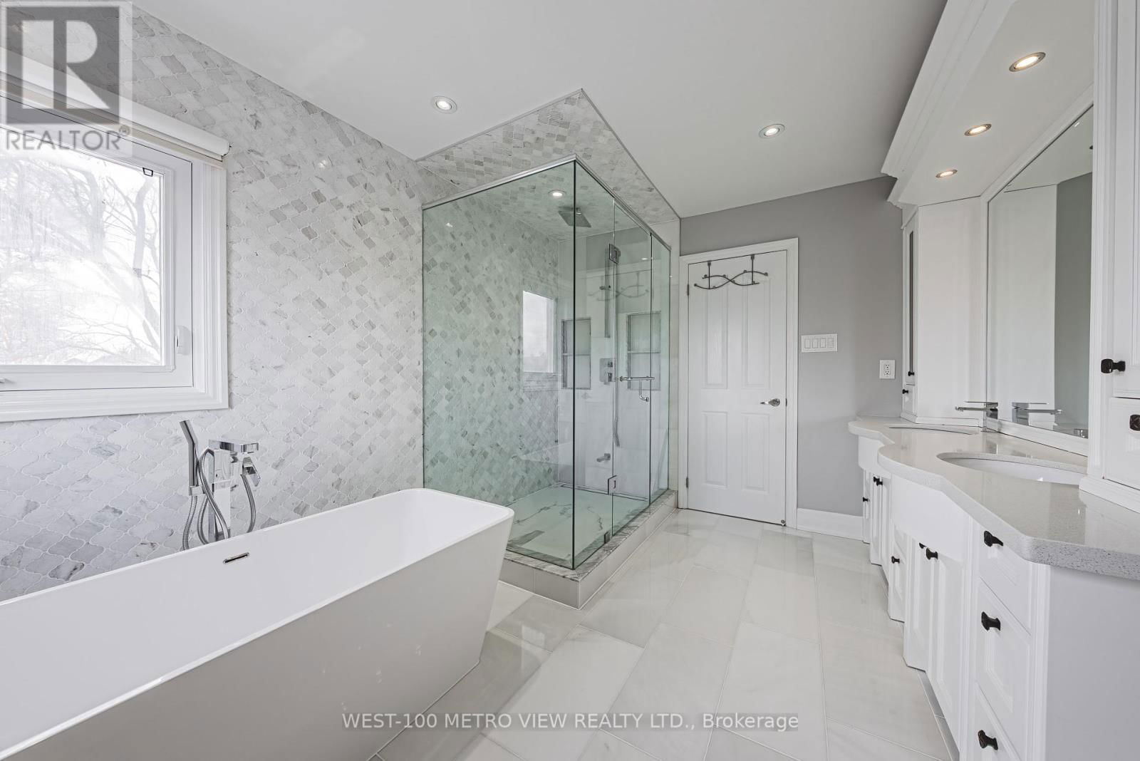 589 GLEN PARK AVENUE Image 17