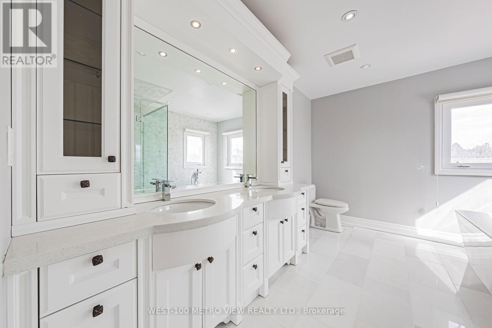 589 GLEN PARK AVENUE Image 18