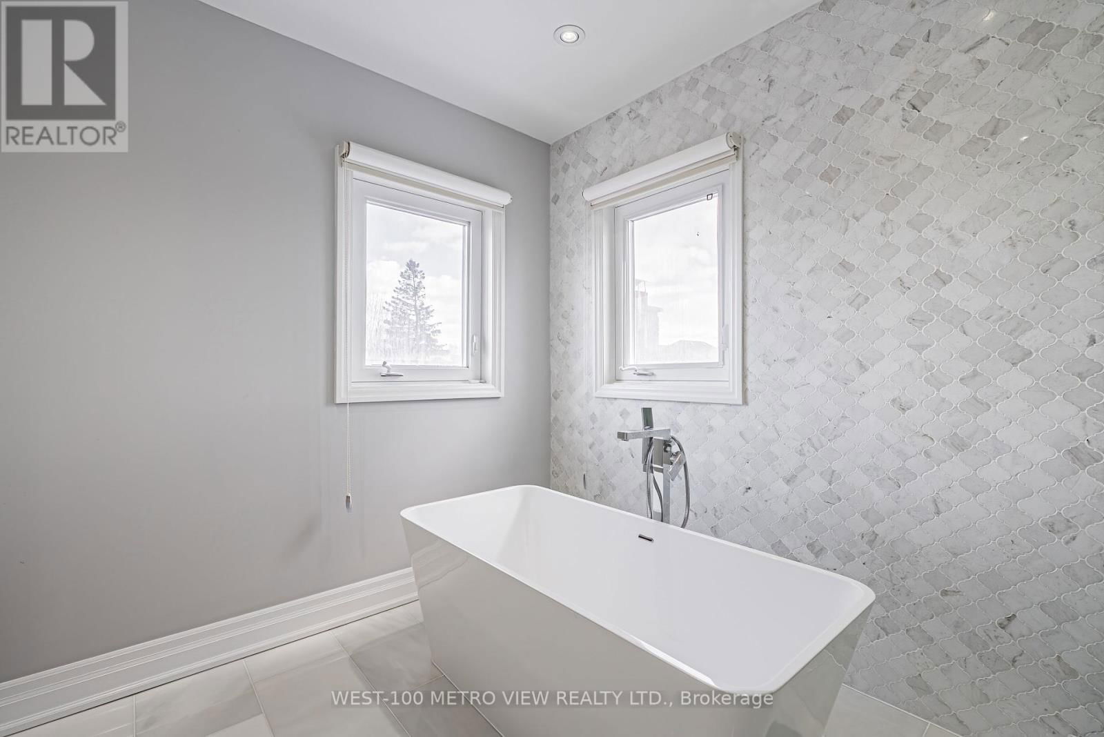 589 GLEN PARK AVENUE Image 20