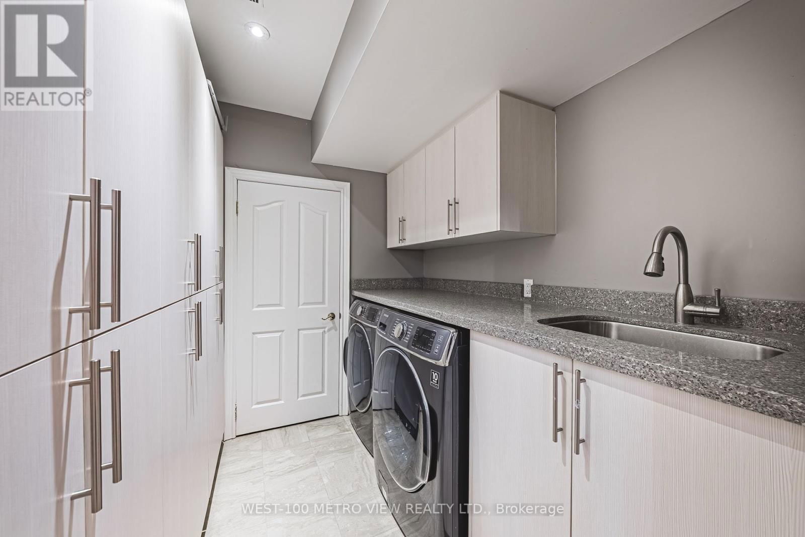 589 GLEN PARK AVENUE Image 26