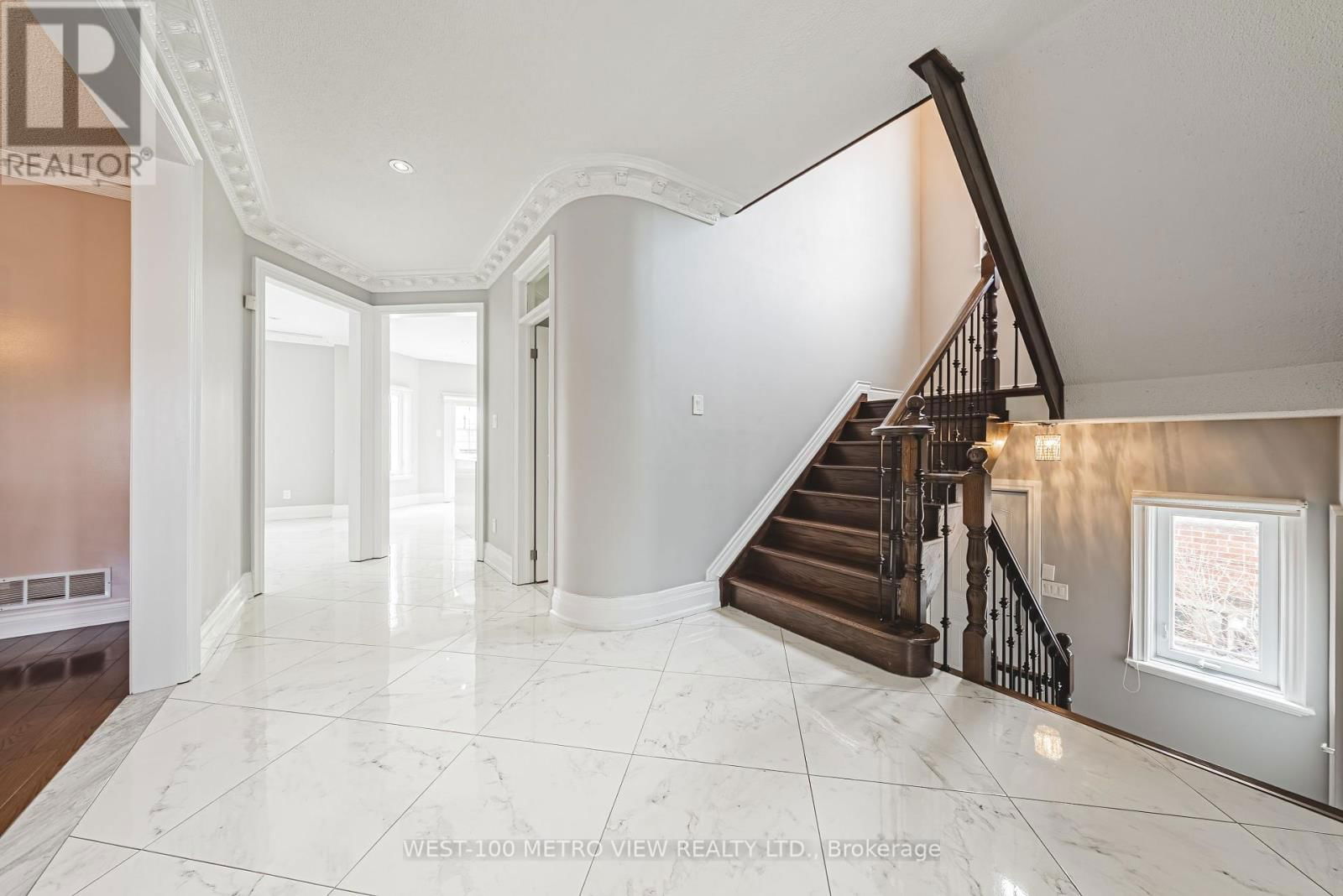 589 GLEN PARK AVENUE Image 3