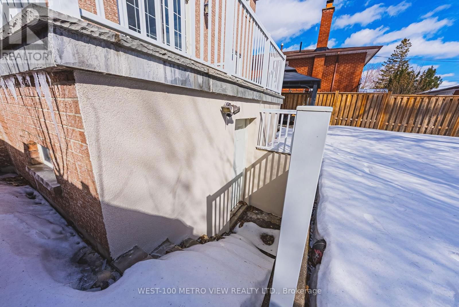 589 GLEN PARK AVENUE Image 30