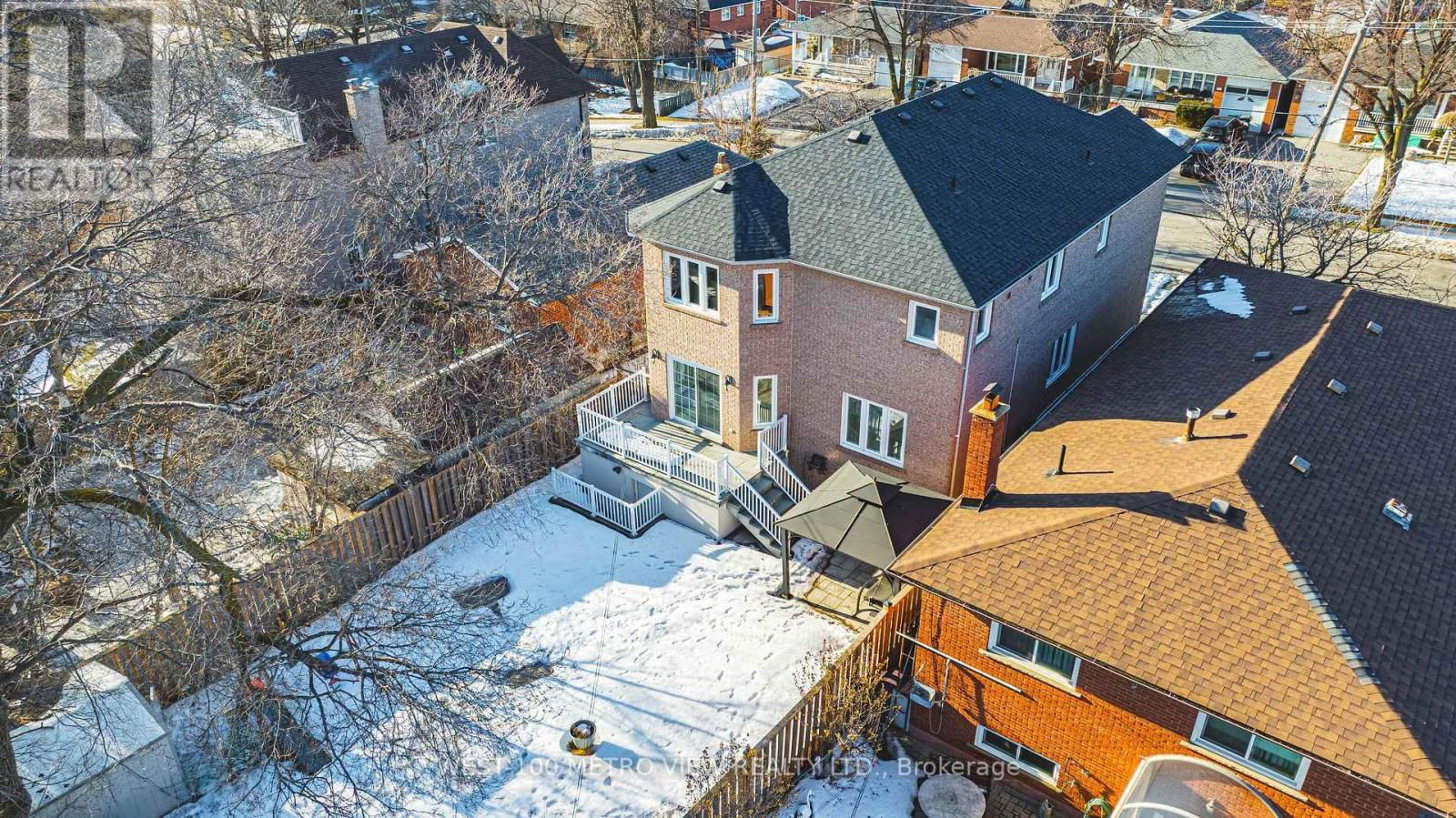 589 GLEN PARK AVENUE Image 32