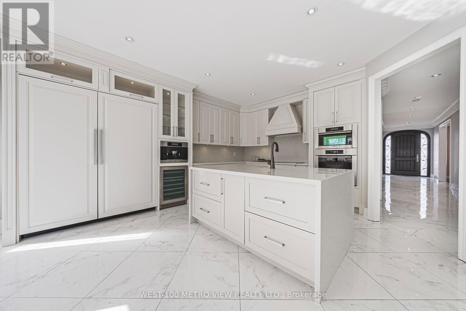 589 GLEN PARK AVENUE Image 4