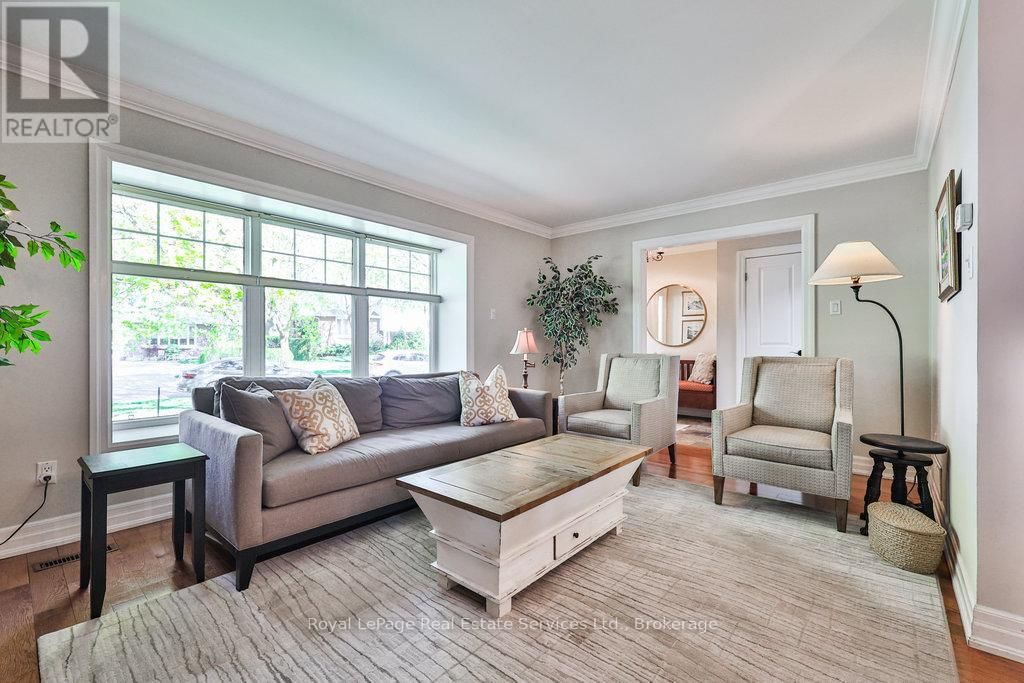 502 BOHEMIA CRESCENT Image 13