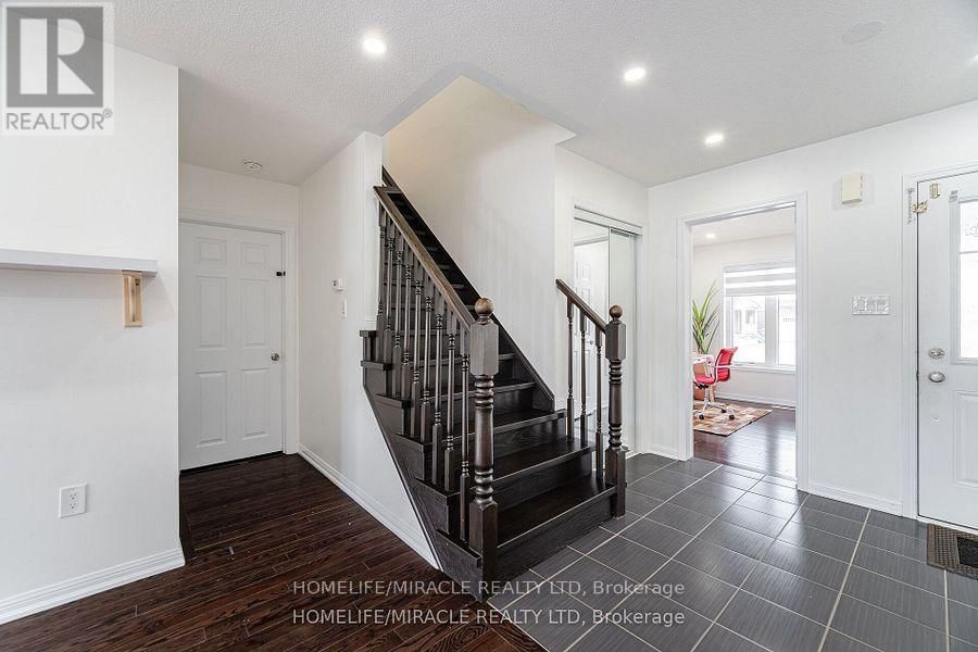 14 ROBERT PARKINSON DRIVE Image 18