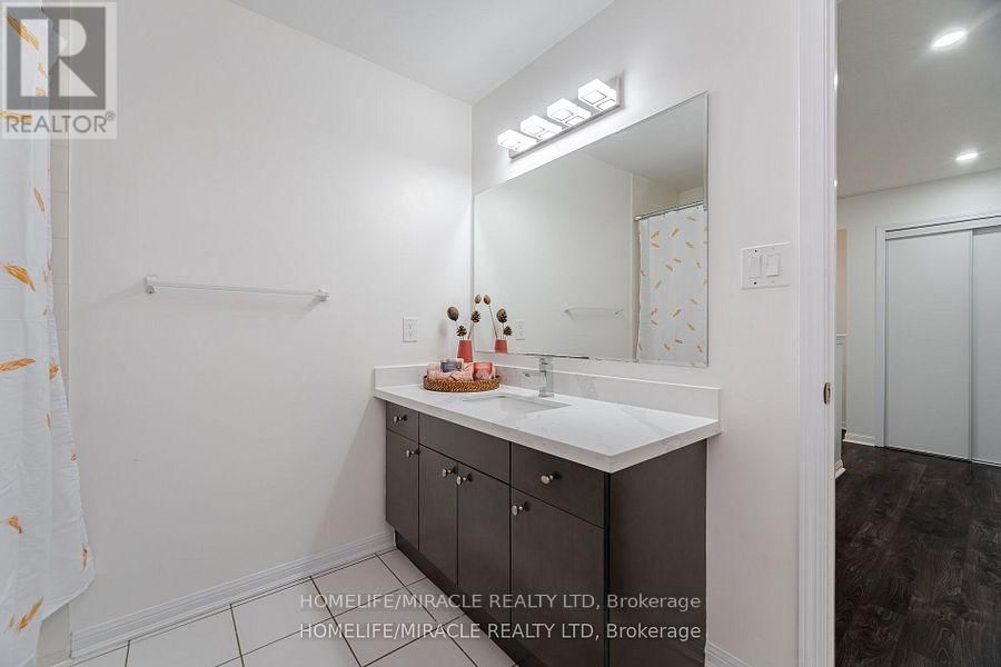 14 ROBERT PARKINSON DRIVE Image 27