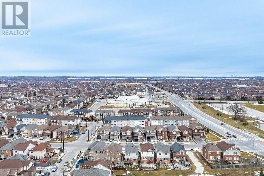 14 ROBERT PARKINSON DRIVE Image 38