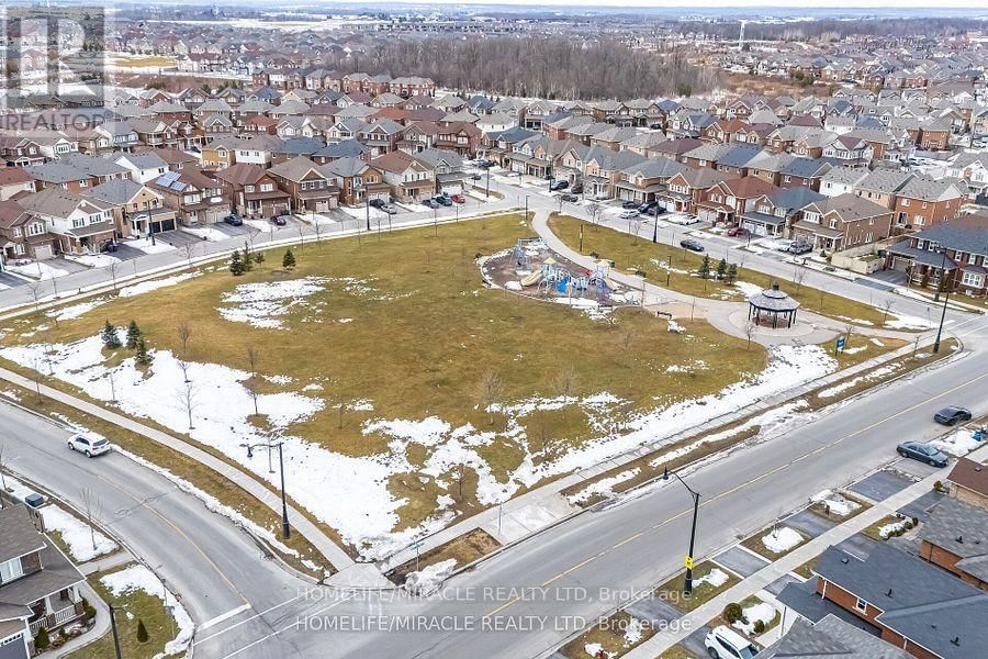 14 ROBERT PARKINSON DRIVE Image 41