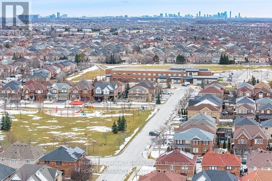 14 ROBERT PARKINSON DRIVE Image 48