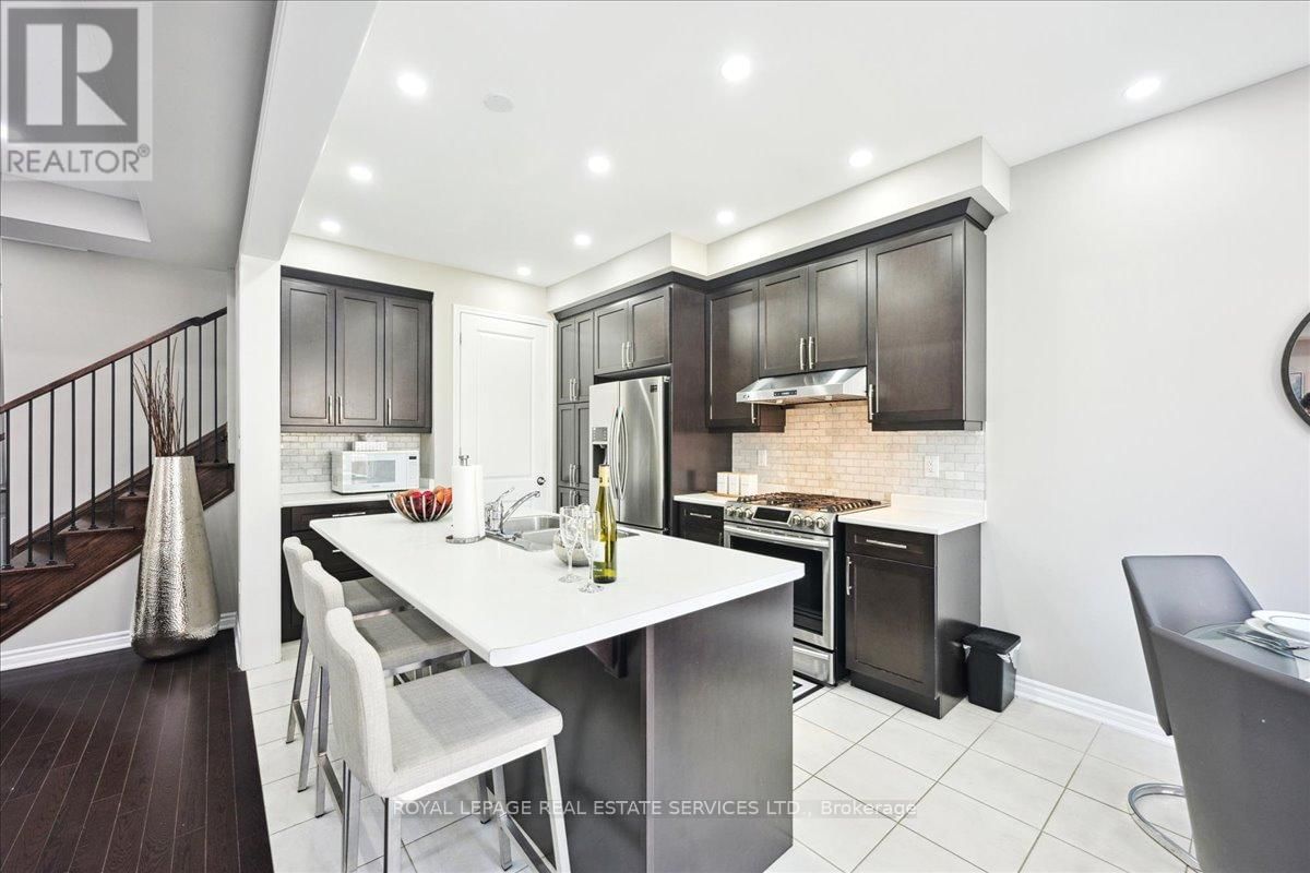 1335 ROSE WAY Image 10