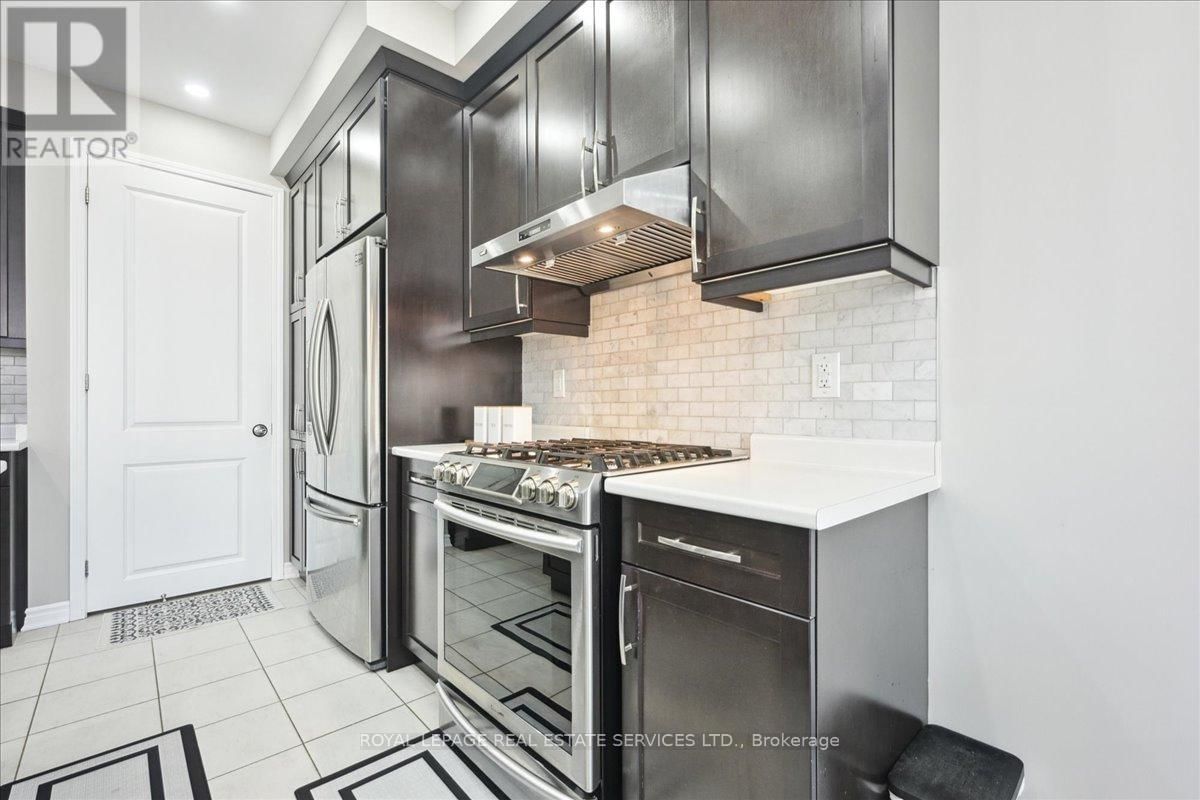 1335 ROSE WAY Image 13