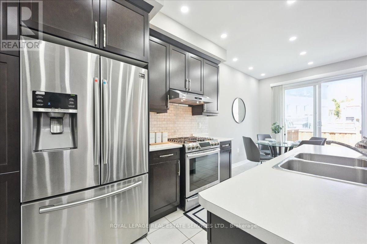 1335 ROSE WAY Image 15