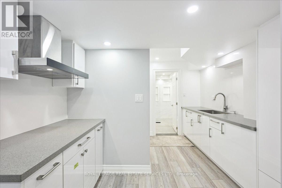1335 ROSE WAY Image 35