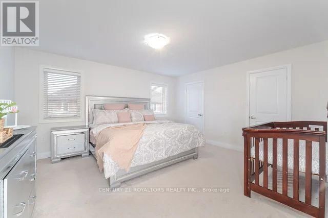 77 ENFORD CRESCENT Image 25