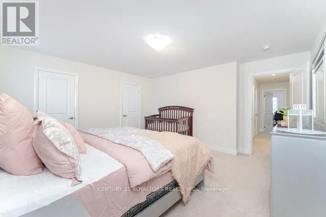 77 ENFORD CRESCENT Image 26