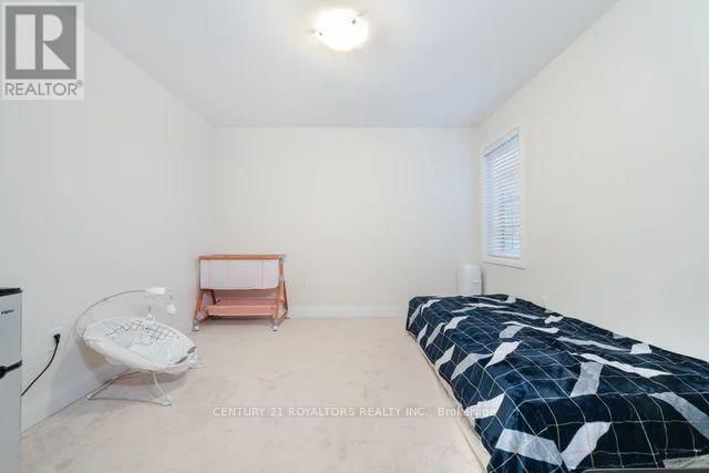 77 ENFORD CRESCENT Image 32