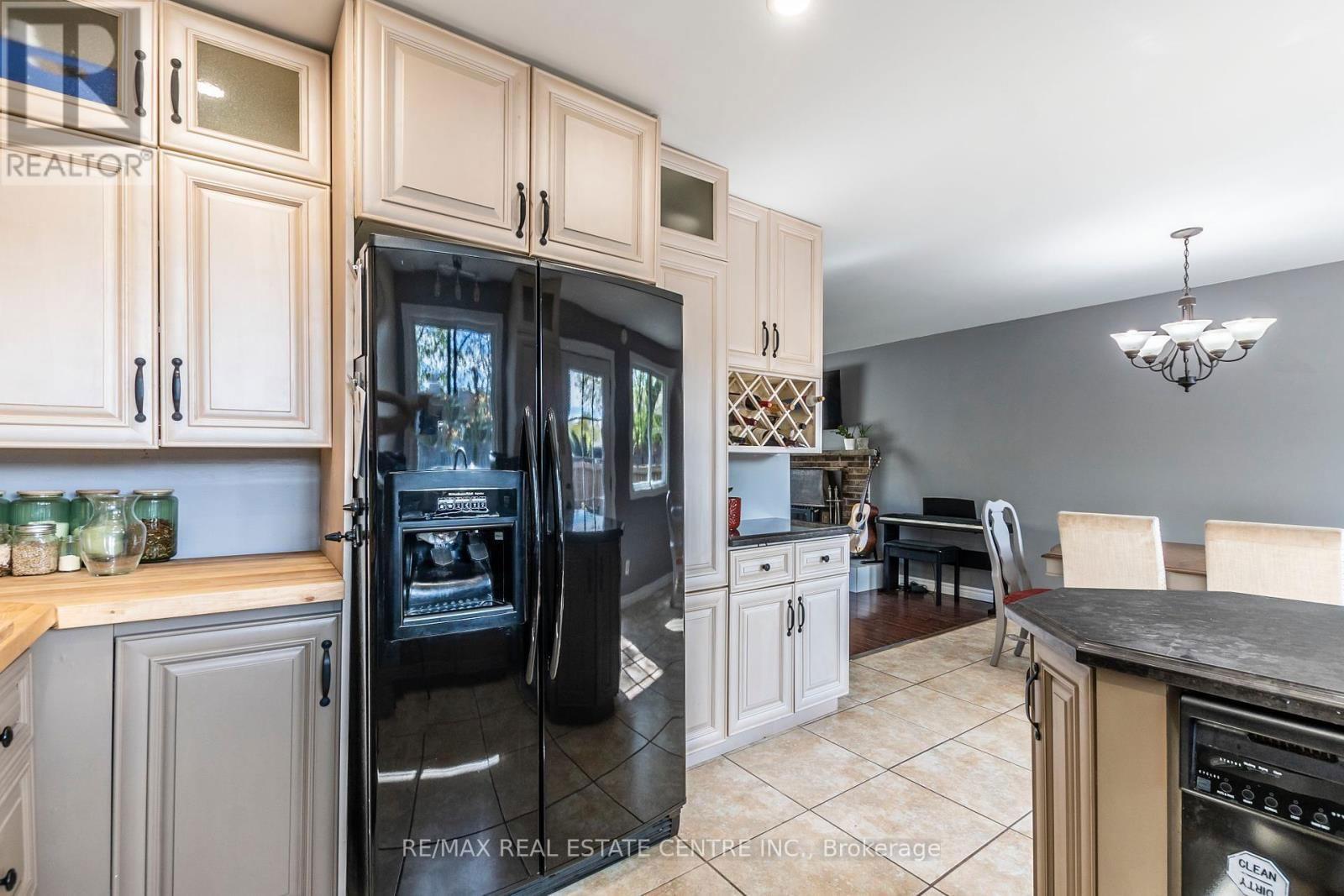 12 COBBLEHILL ROAD Image 11