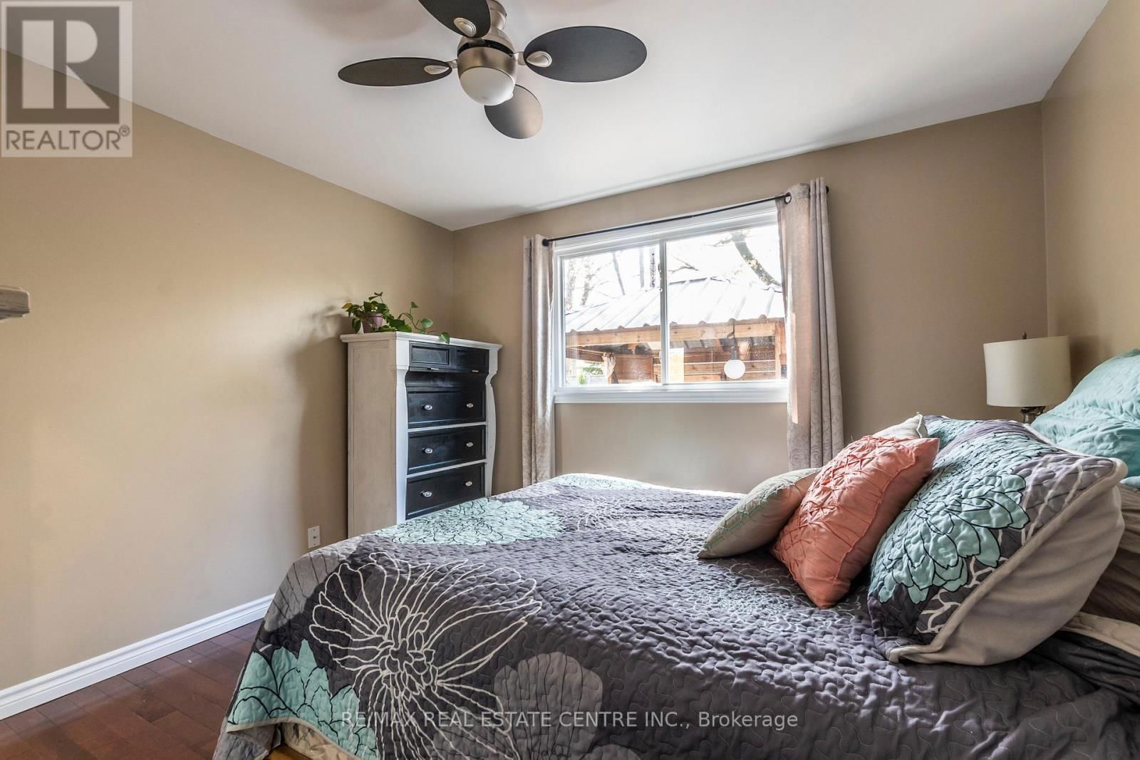 12 COBBLEHILL ROAD Image 15