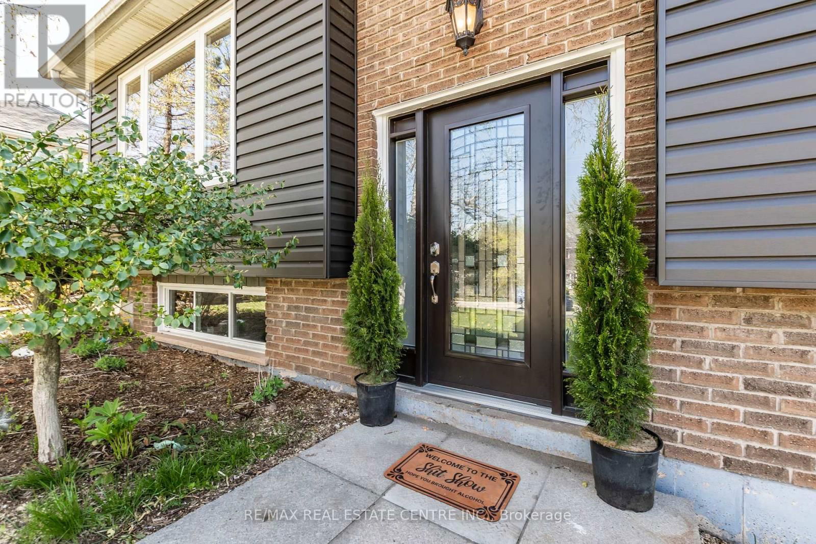 12 COBBLEHILL ROAD Image 4