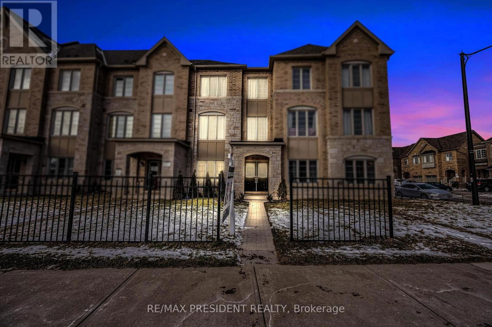 8575 FINANCIAL DRIVE Image 1