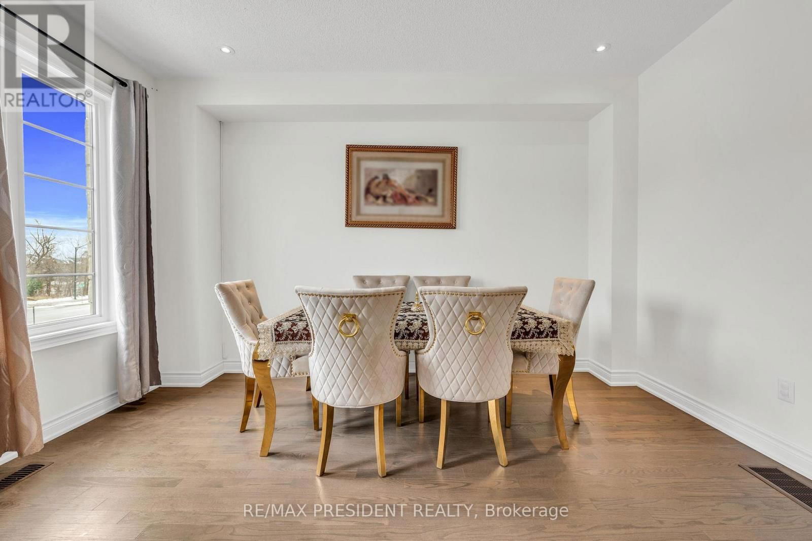 8575 FINANCIAL DRIVE Image 15