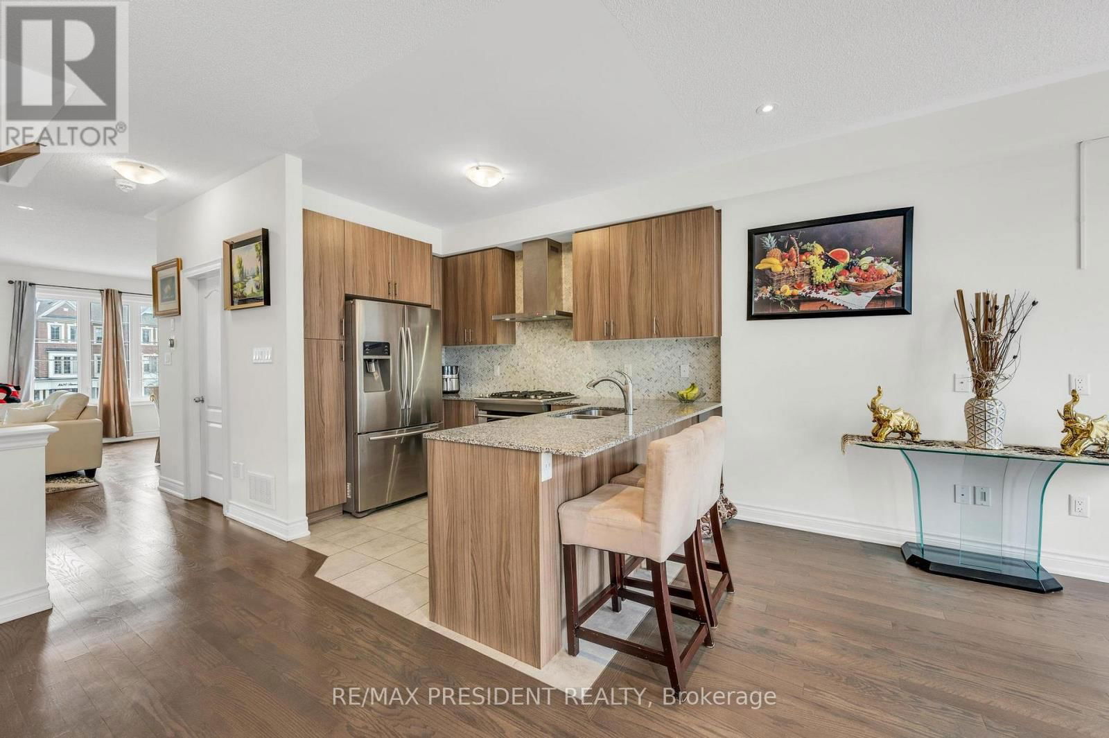 8575 FINANCIAL DRIVE Image 19