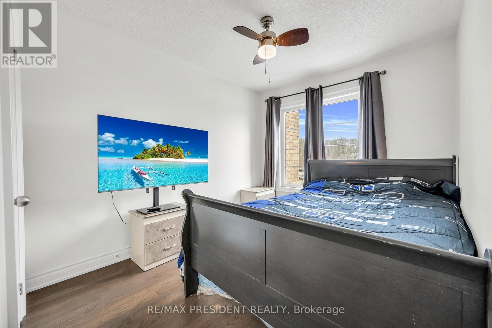 8575 FINANCIAL DRIVE Image 32