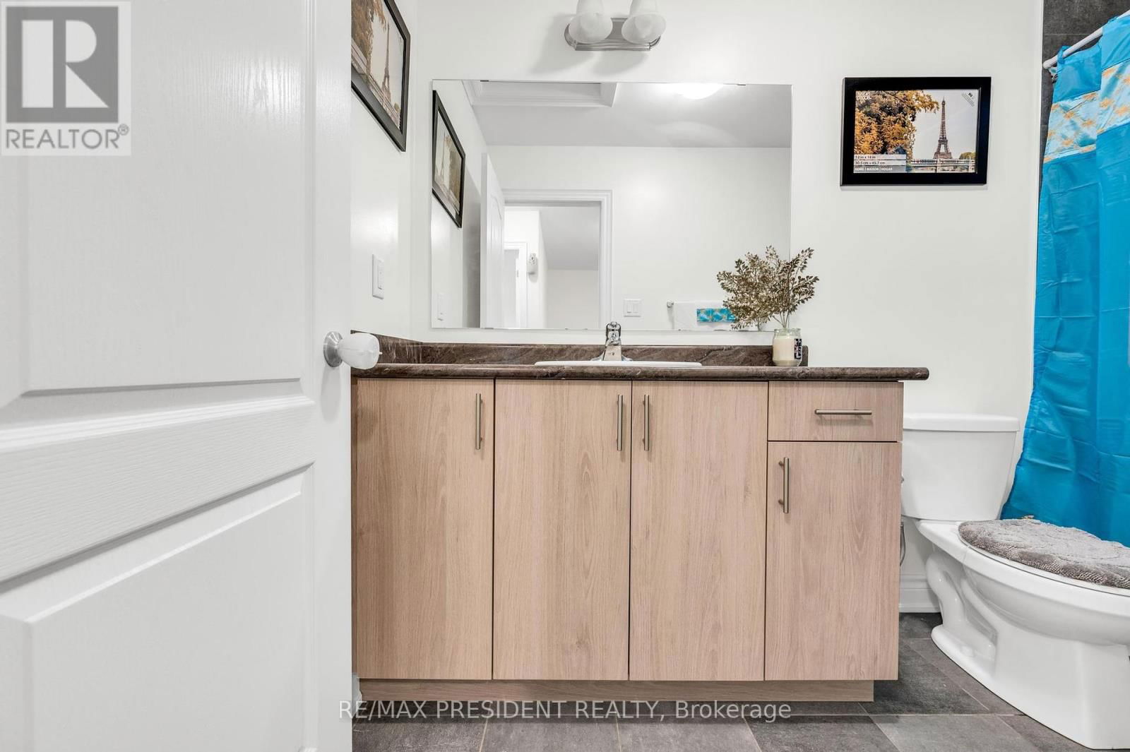 8575 FINANCIAL DRIVE Image 34