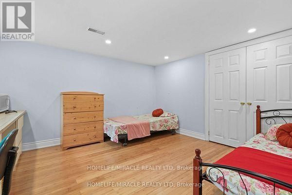 37 MEADOWLAND DRIVE Image 14