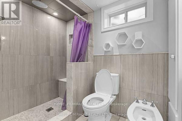 37 MEADOWLAND DRIVE Image 17