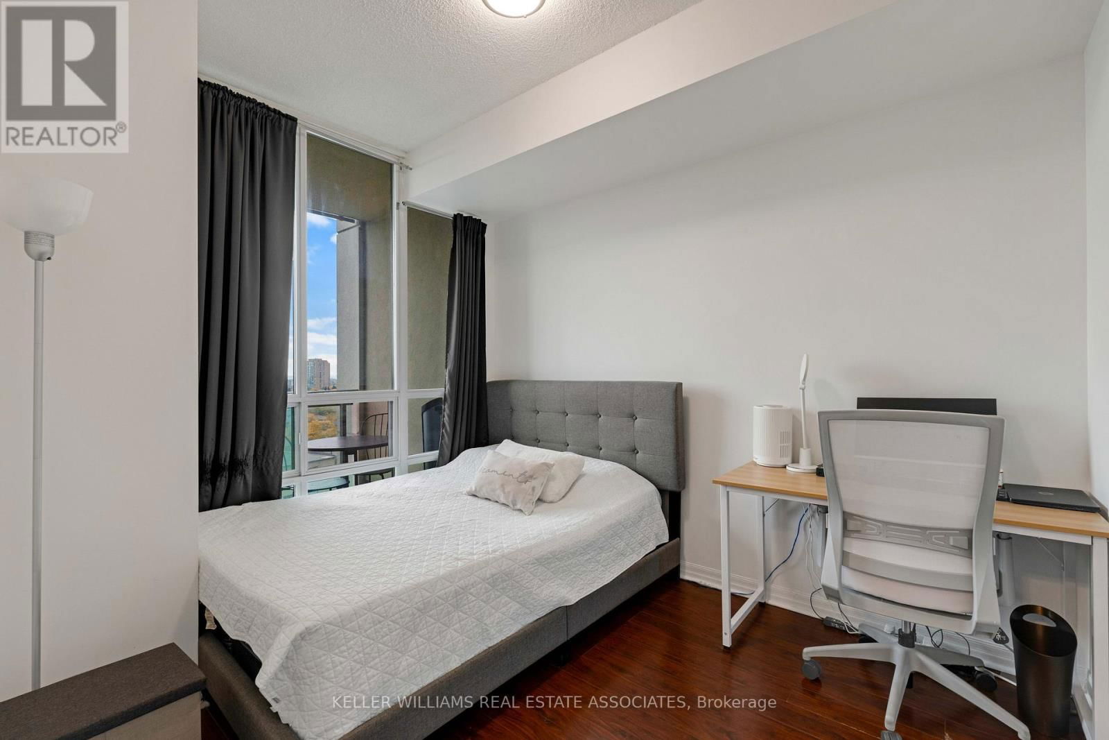 1106 - 3515 KARIYA DRIVE Image 23