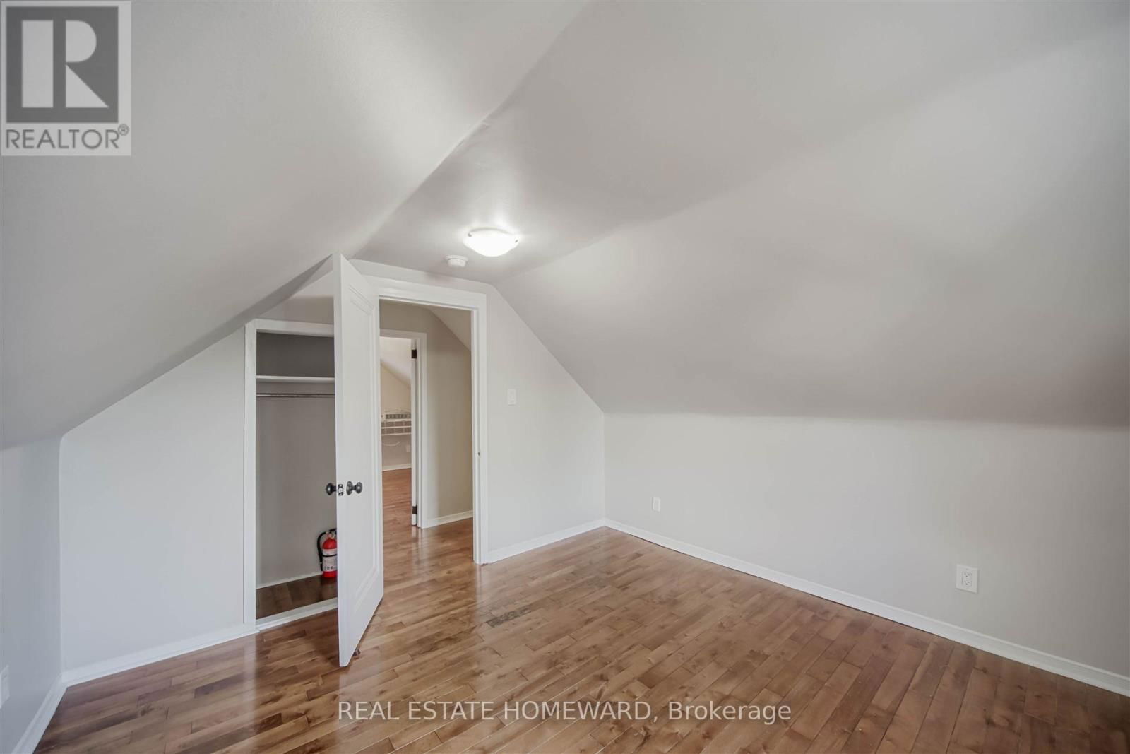 307 OLD WESTON ROAD Image 12