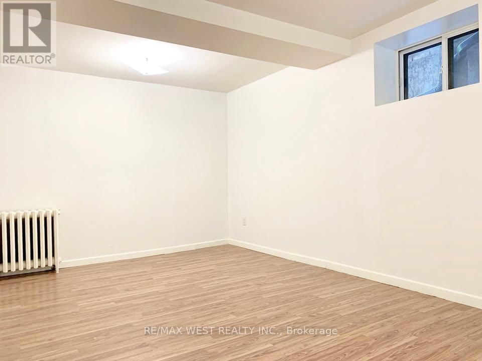 413 PARKSIDE DRIVE Image 24
