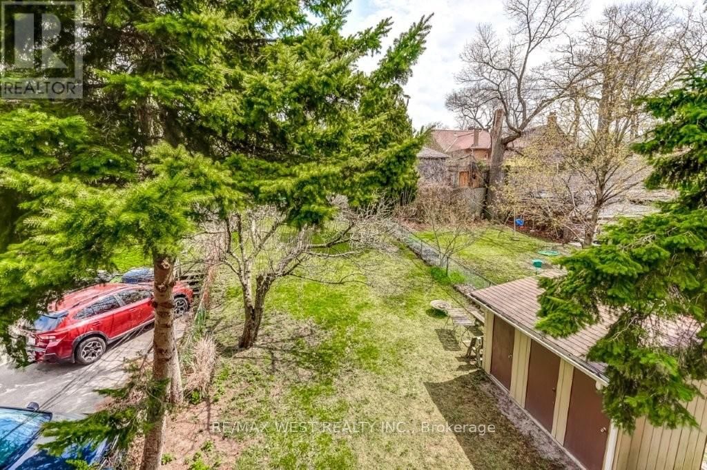 413 PARKSIDE DRIVE Image 31