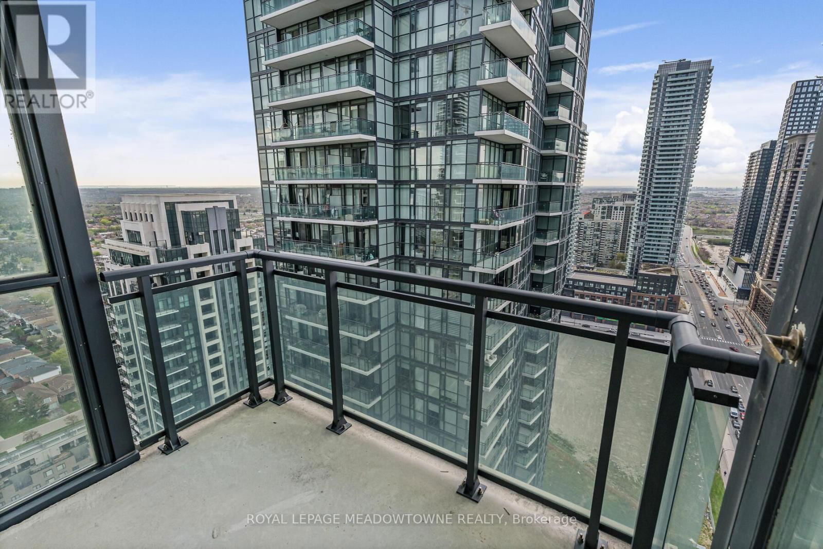 2907 - 4070 CONFEDERATION PARKWAY Image 10