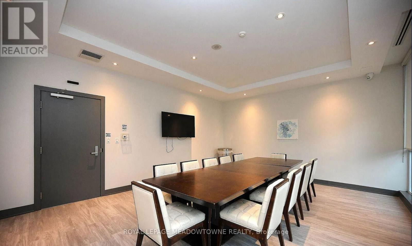 2907 - 4070 CONFEDERATION PARKWAY Image 34