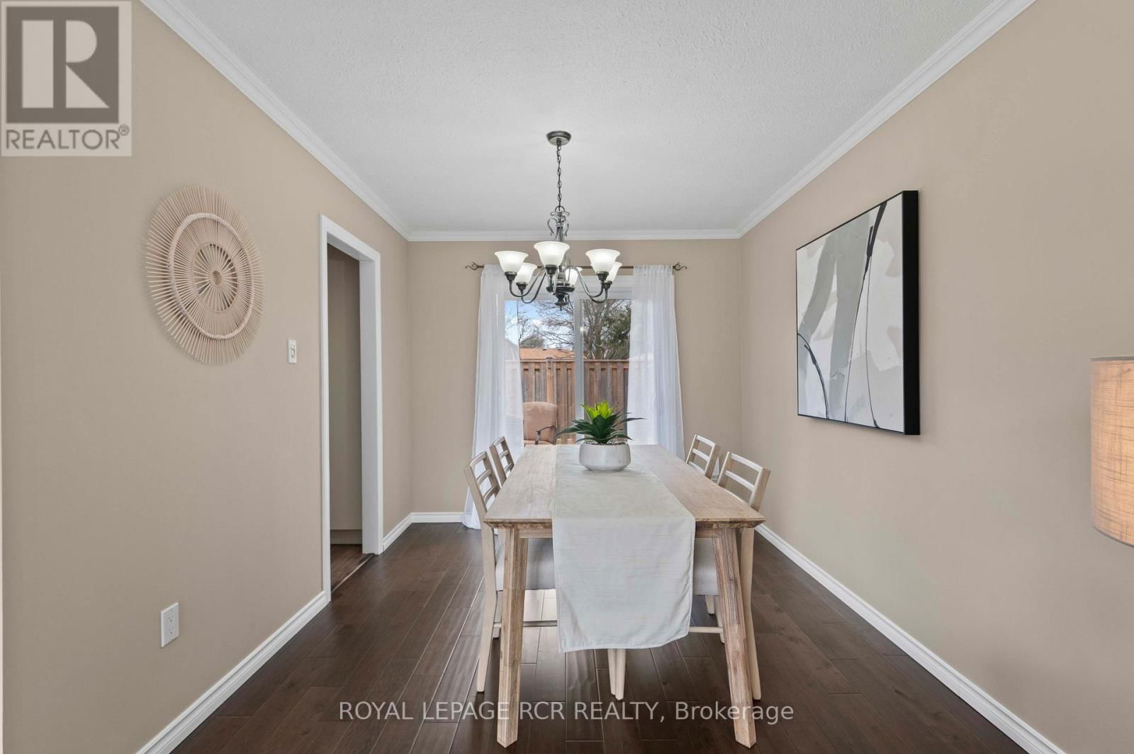 118 HIGHLAND DRIVE Image 11