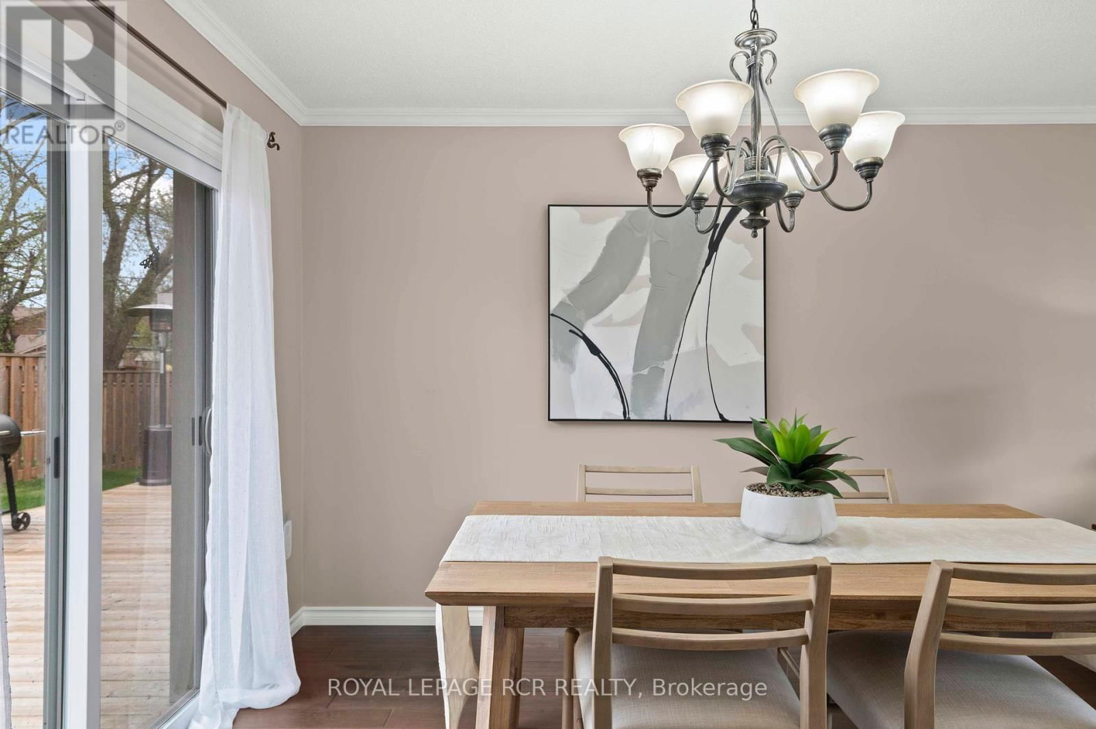 118 HIGHLAND DRIVE Image 13