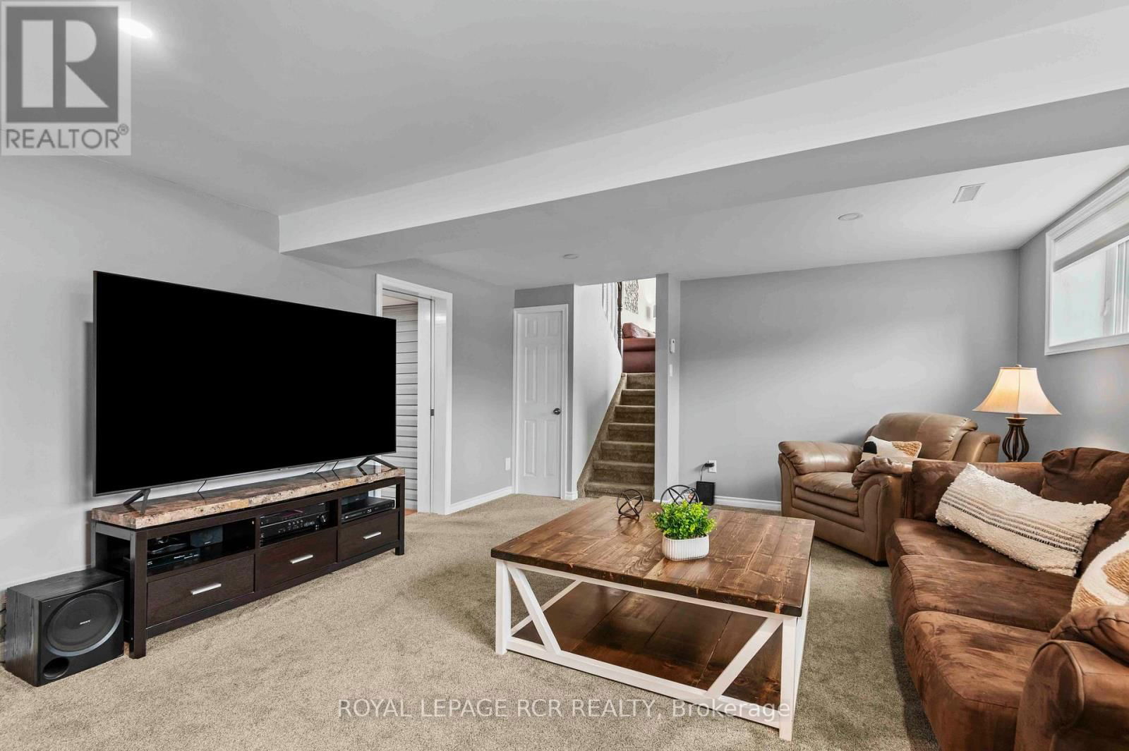 118 HIGHLAND DRIVE Image 30