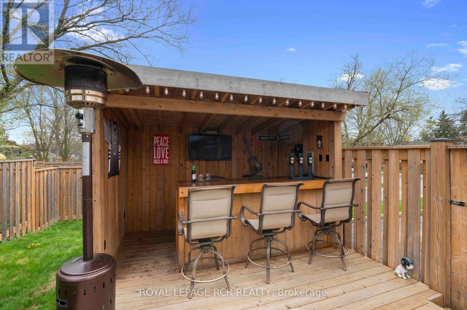 118 HIGHLAND DRIVE Image 40