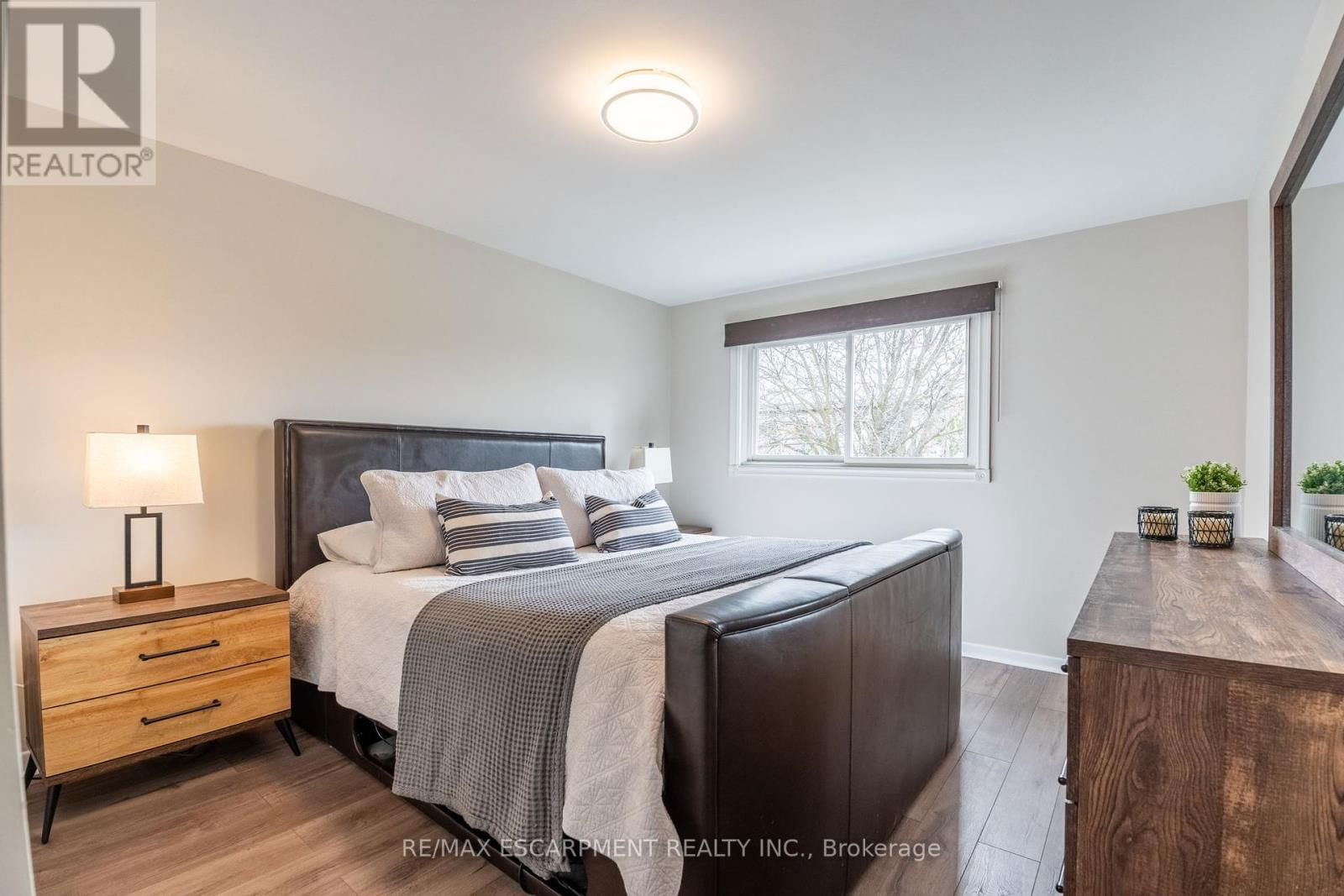 1101 HIGHLAND STREET Image 21