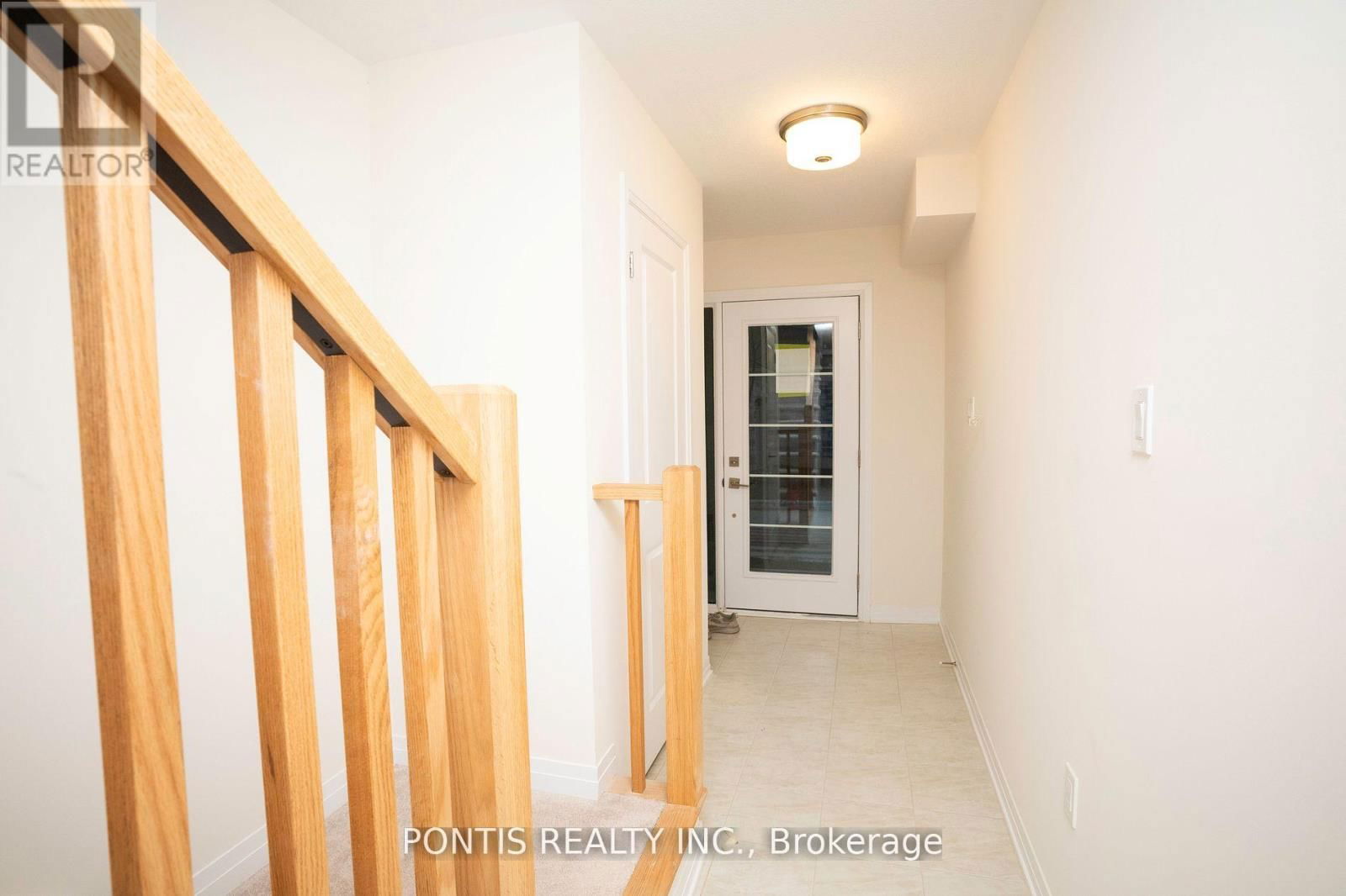 84 FIELDRIDGE CRESCENT Image 2