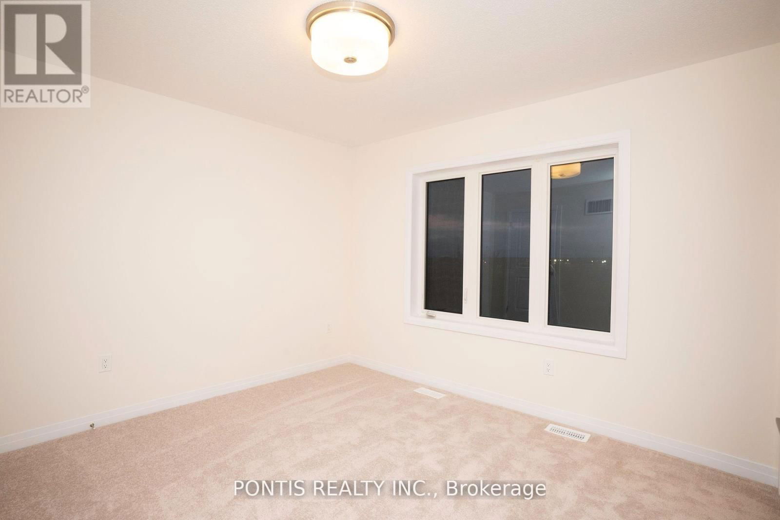 84 FIELDRIDGE CRESCENT Image 20